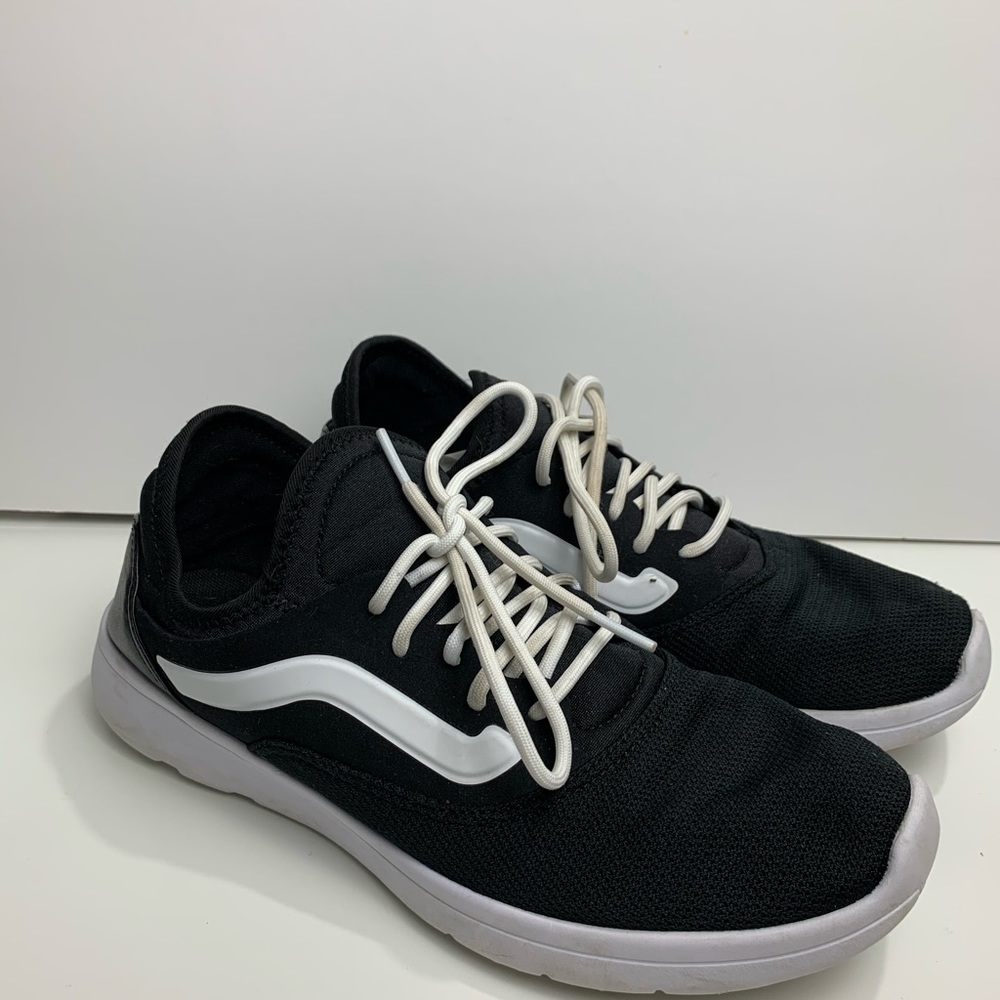 Vans men’s black and white sneakers size 9.5